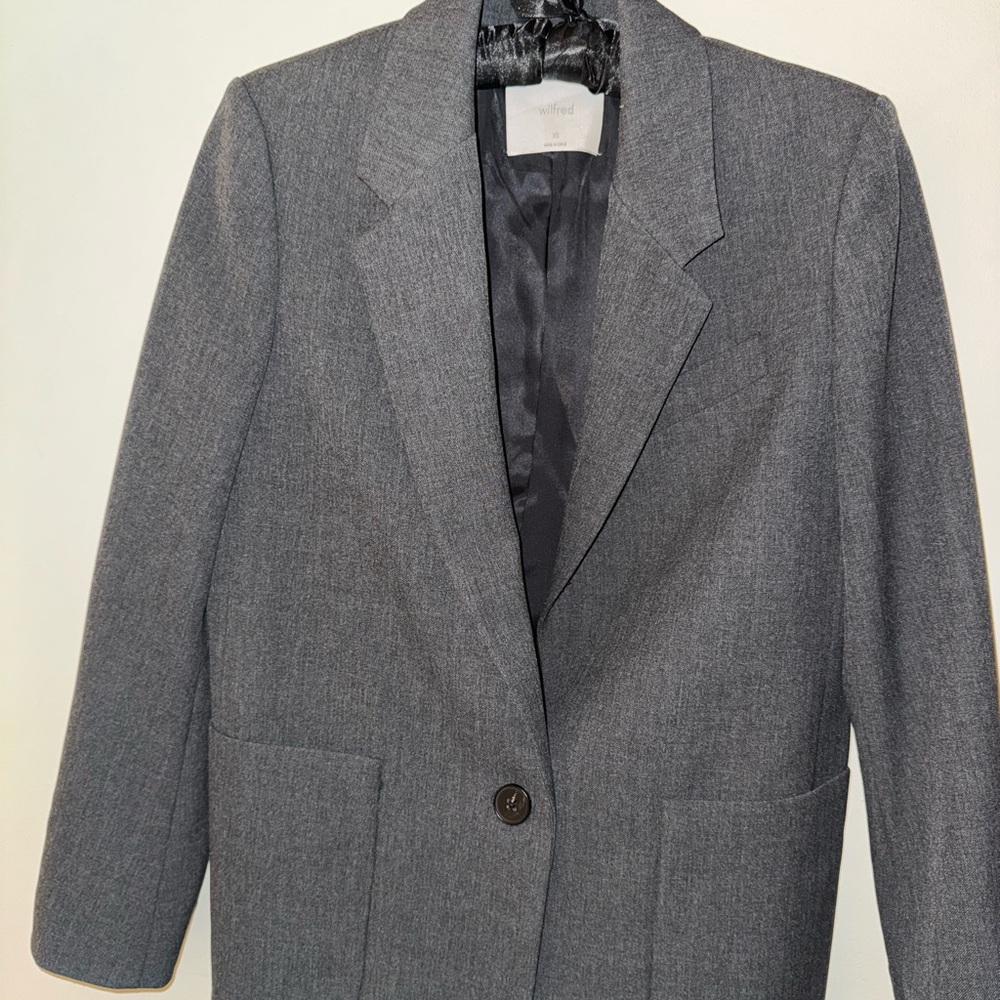 Aritzia Gray Blazer